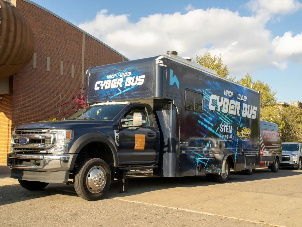 Jerome Bettis' CyberBus